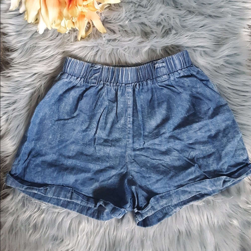 High waisted Shorts